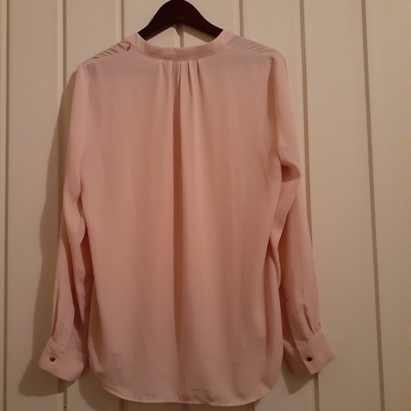 Ivanka Trump blouse - Picture 2 of 3